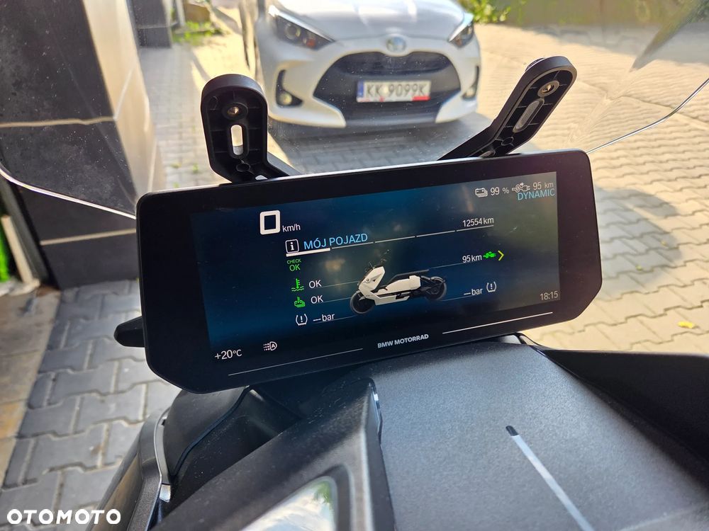 BMW CE 04 - 12
