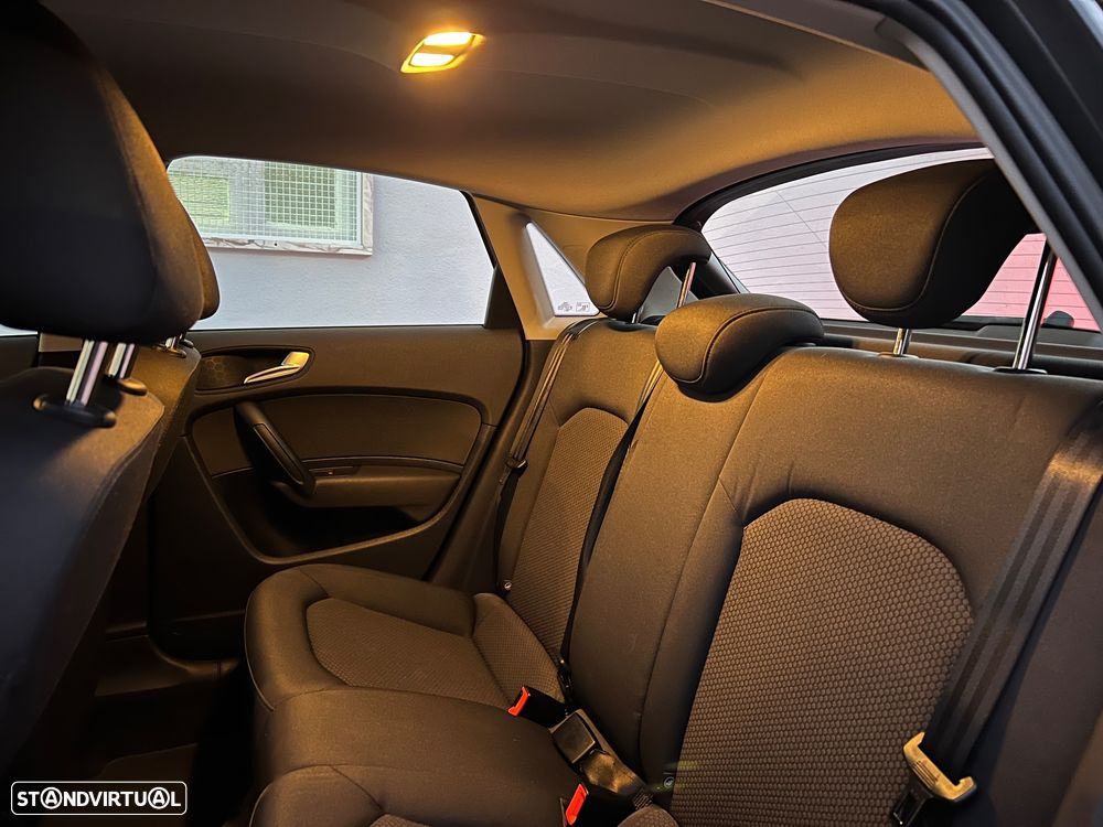 Audi A1 1.6 TDI S-line - 34