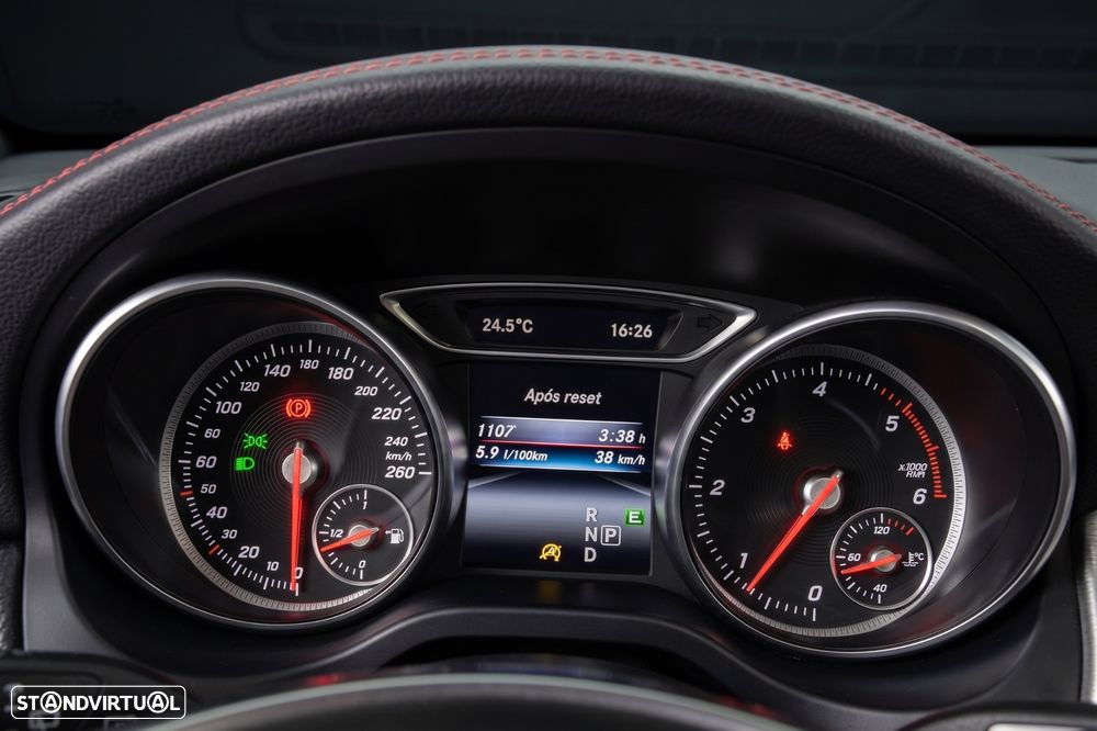Mercedes-Benz CLA 220 d 7G-DCT AMG Line - 20
