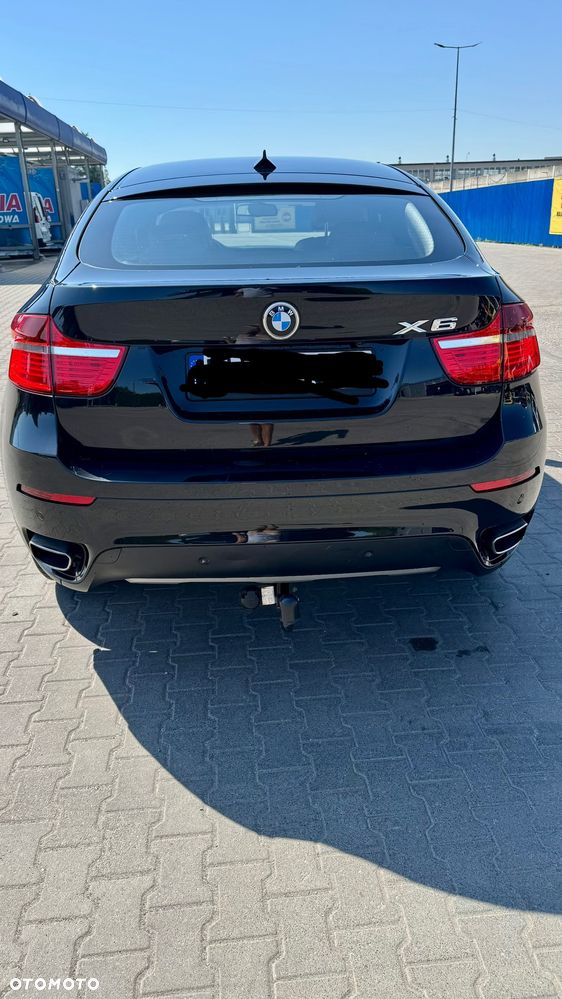 BMW X6 50i xDrive - 24