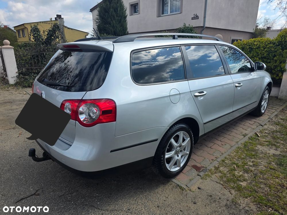 Volkswagen Passat Variant 2.0 TDI DPF DSG Trendline - 3