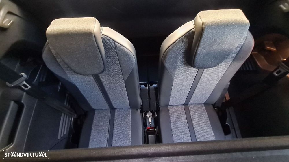 Peugeot 5008 1.5 BlueHDi Allure EAT8 - 47