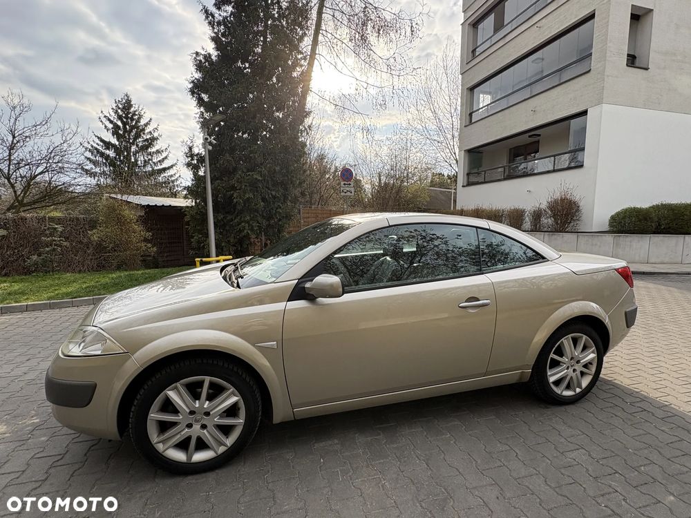 Renault Megane 2.0T 16V Privilege - 4