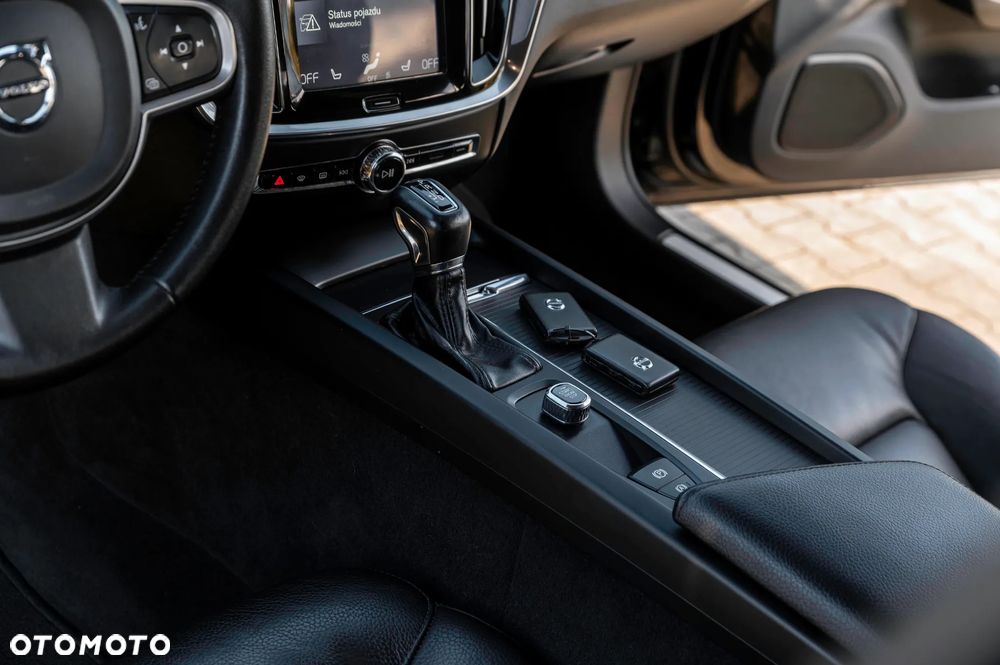 Volvo V60 D3 Geartronic Momentum - 31