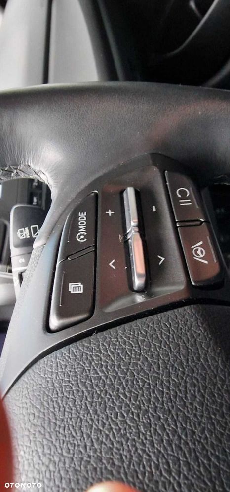 Hyundai i30 1.5 DPI Classic + - 28