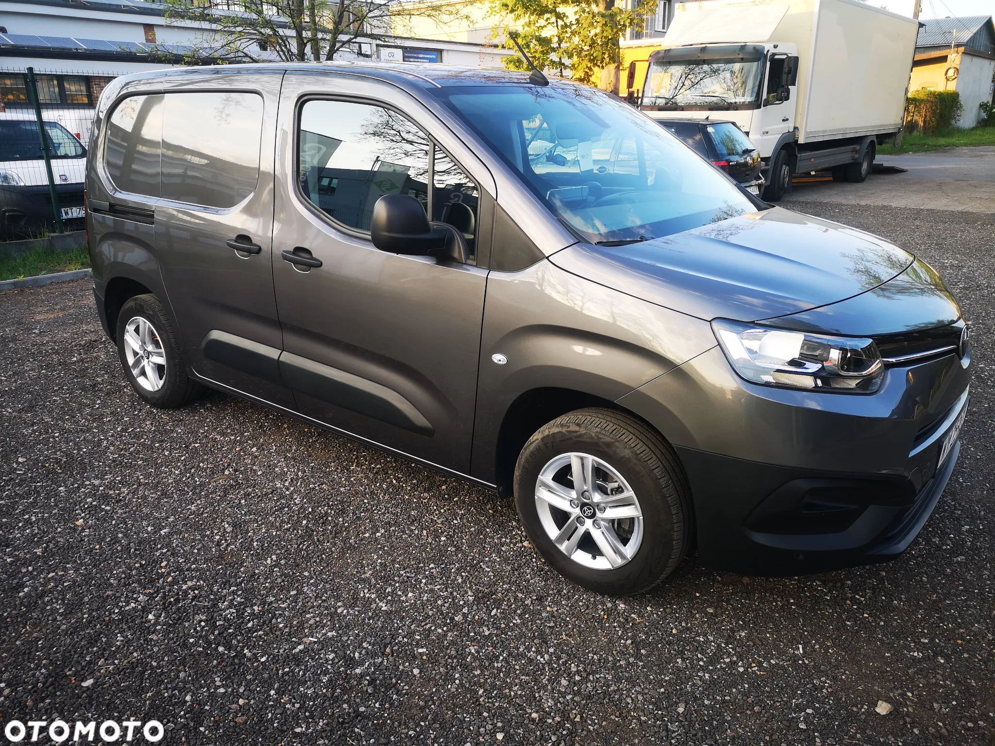 Toyota Proace City - 7