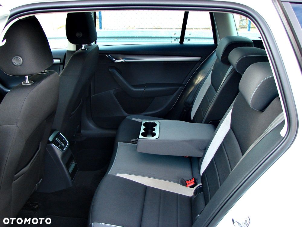 Skoda Octavia 1.6 TDI (Green tec) Joy - 6