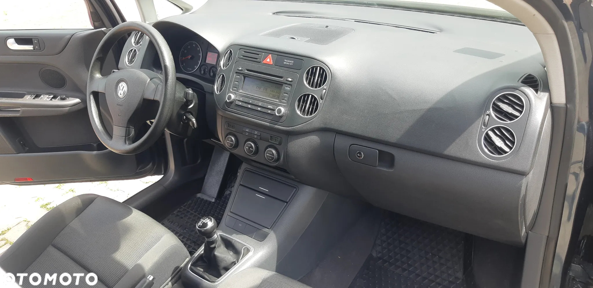 Volkswagen Golf Plus - 11