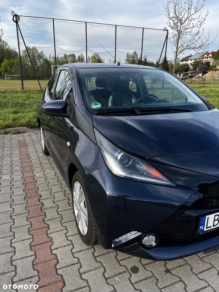 Toyota Aygo x-play touch - 3