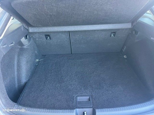 VW Taigo 1.0 TSI Urban Style - 24