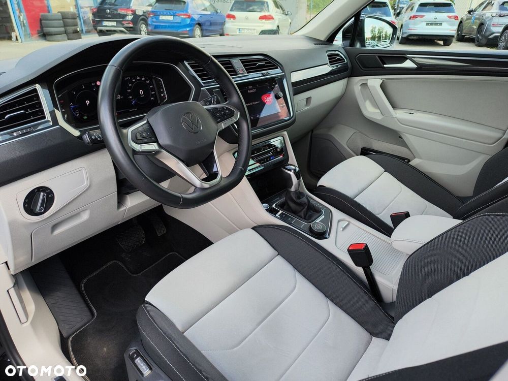 Volkswagen Tiguan 2.0 TDI SCR 4Mot Elegance DSG - 14