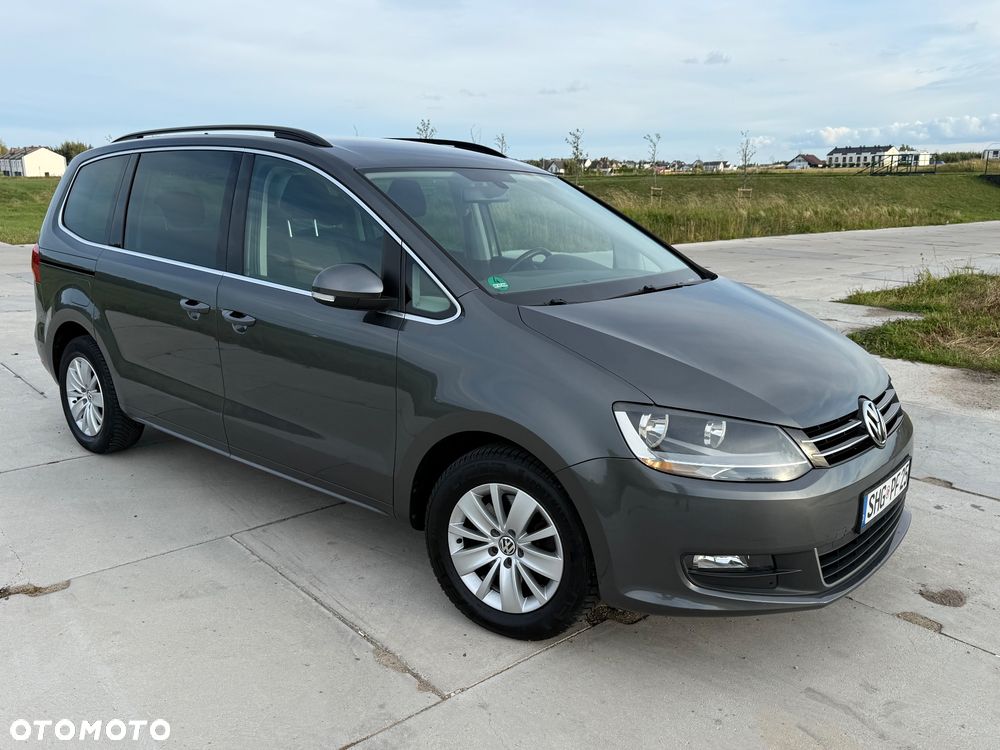 Volkswagen Sharan 2.0 TDI DPF BlueMotion Comfortline - 14