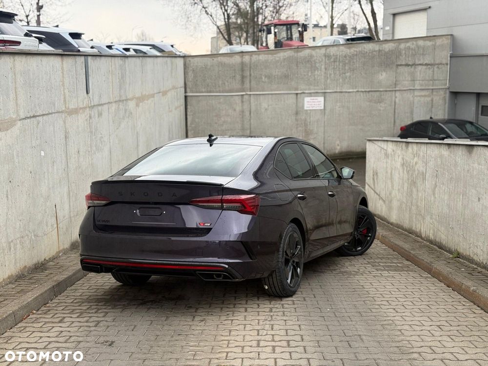 Skoda Octavia 2.0 TSI RS DSG - 7