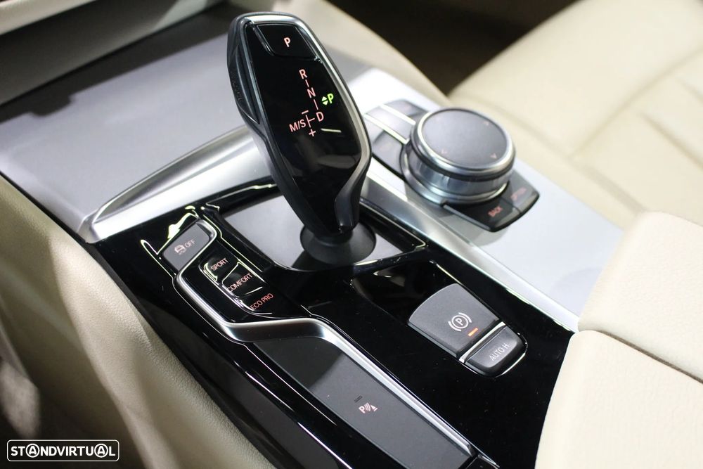 BMW 540 d xDrive Line Luxury Auto - 34