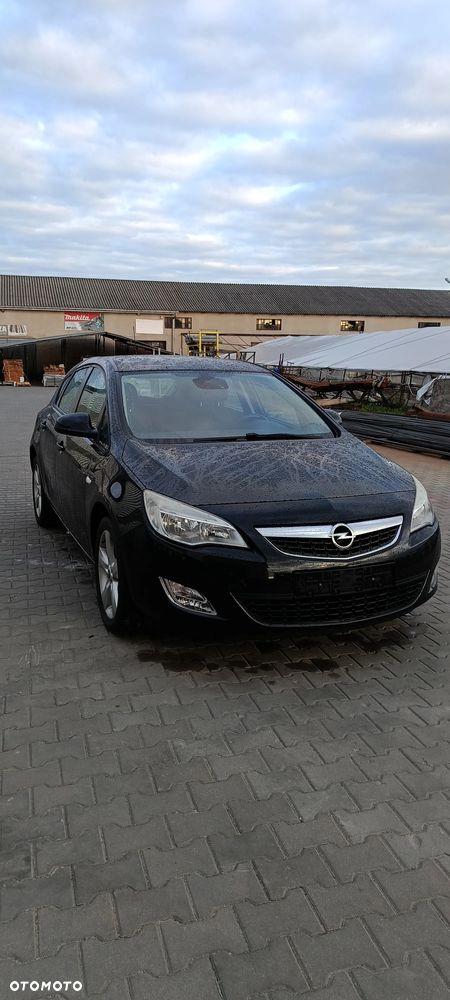 Opel Astra - 1