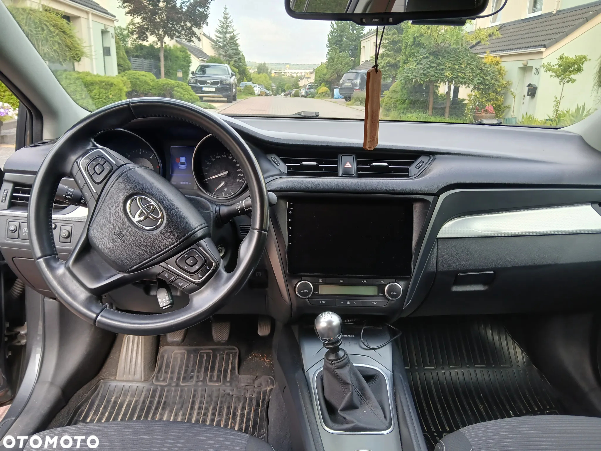 Toyota Avensis 2.0 D-4D Prestige - 8