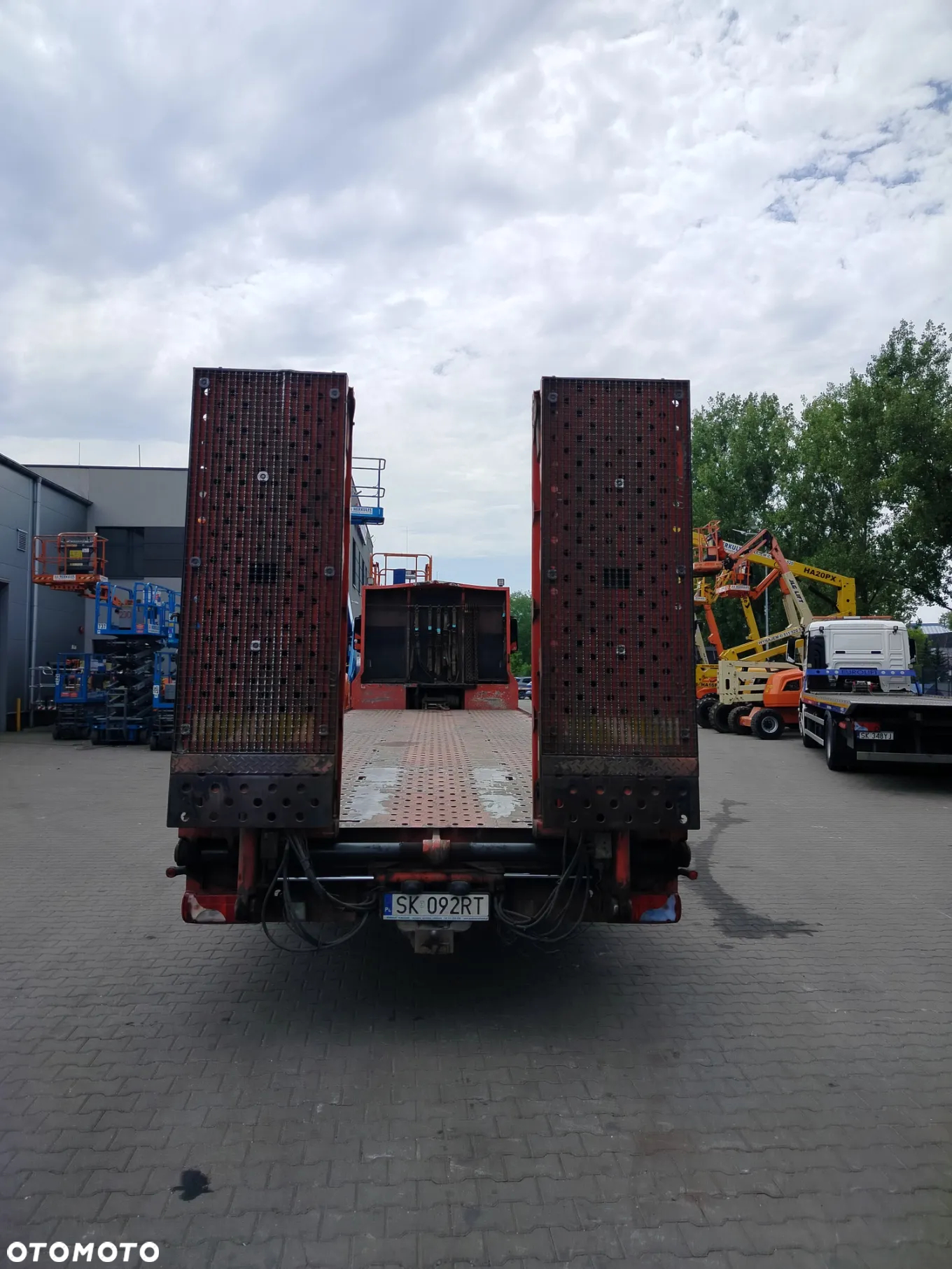 MAN TSG - 4