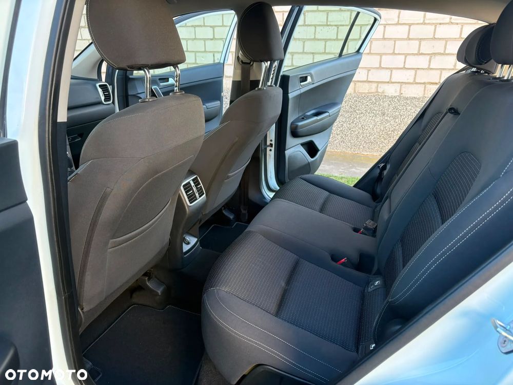 Kia Sportage 1.7 CRDI Business Line L 2WD - 16