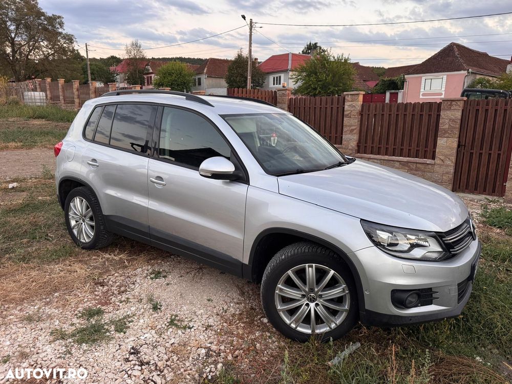 Volkswagen Tiguan - 2