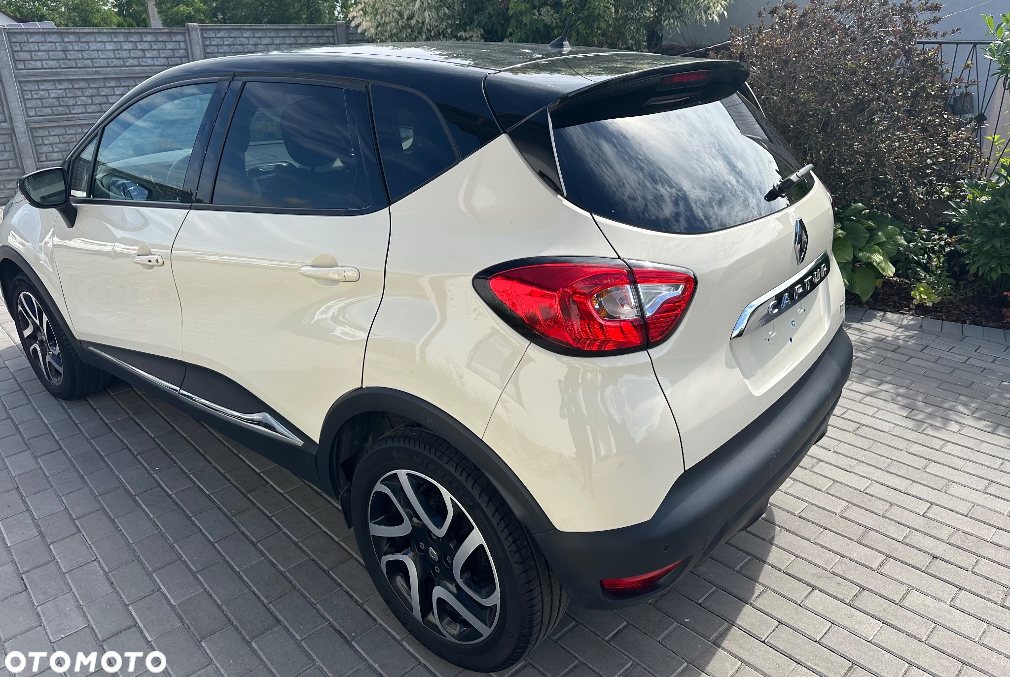 Renault Captur 1.2 Energy TCe Limited EDC - 14