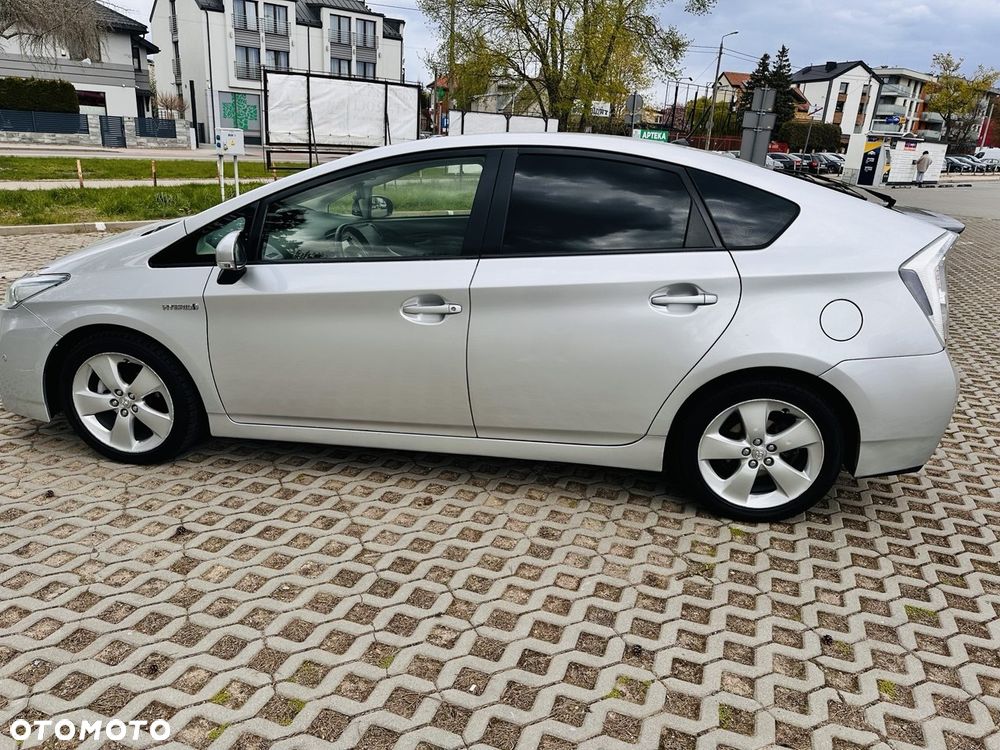 Toyota Prius 1.5 VVT-i Prestige - 2