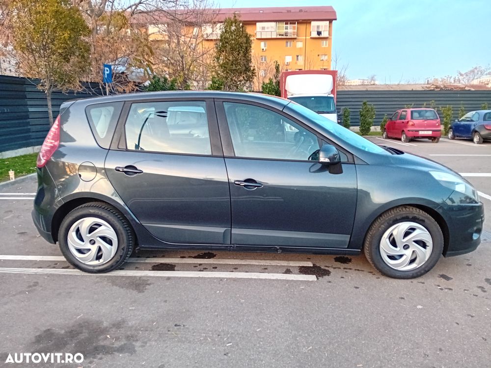 Renault Megane Estate Blue dCI Intens - 19
