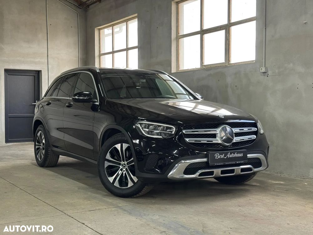 Mercedes-Benz GLC - 1