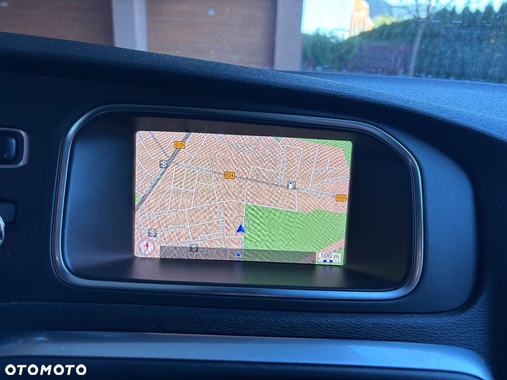 Volvo V40 Cross Country D3 Drive-E Summum - 17