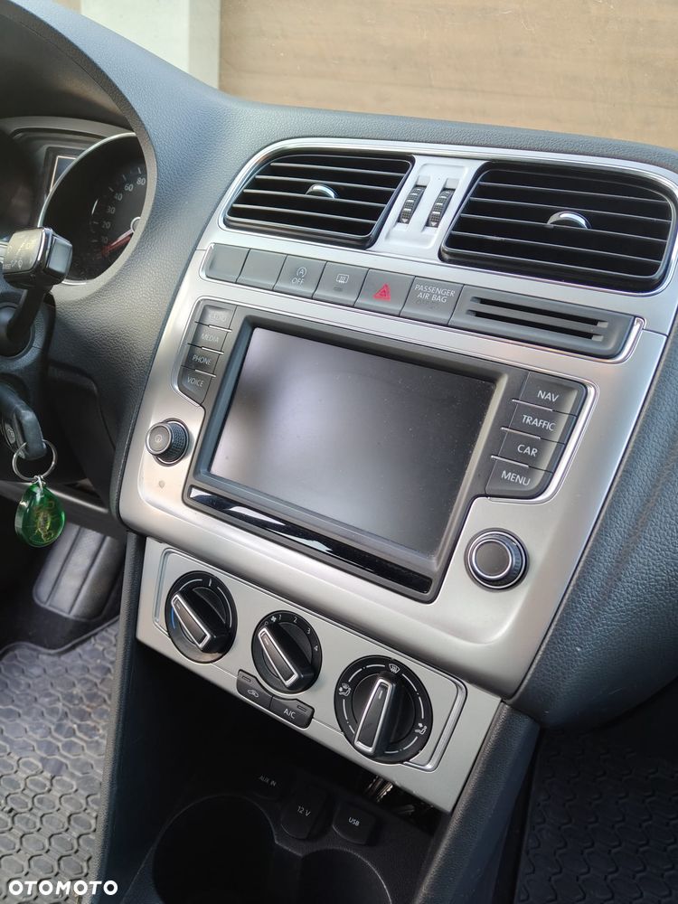 Volkswagen Polo - 13