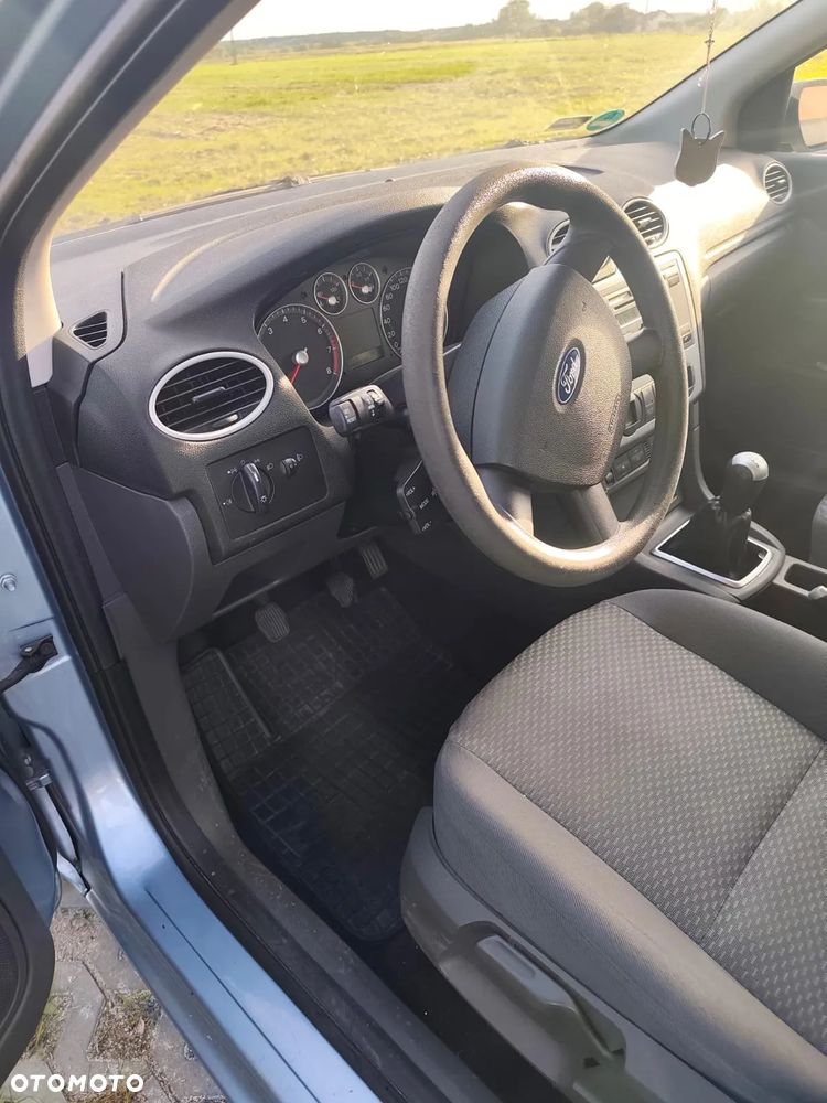 Ford Focus 1.6 Comfort - 4