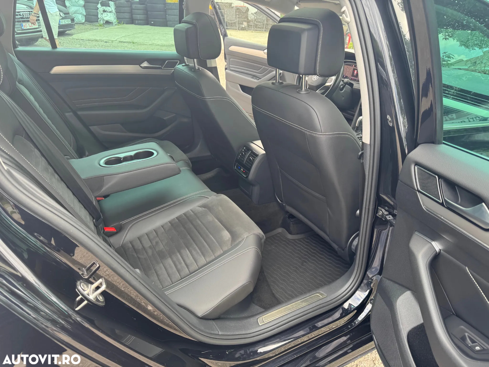 Volkswagen Passat Variant 2.0 TDI 4Mot DSG Highline - 7