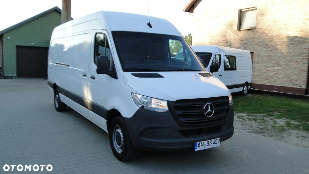 Mercedes-Benz SPRINTER - 3