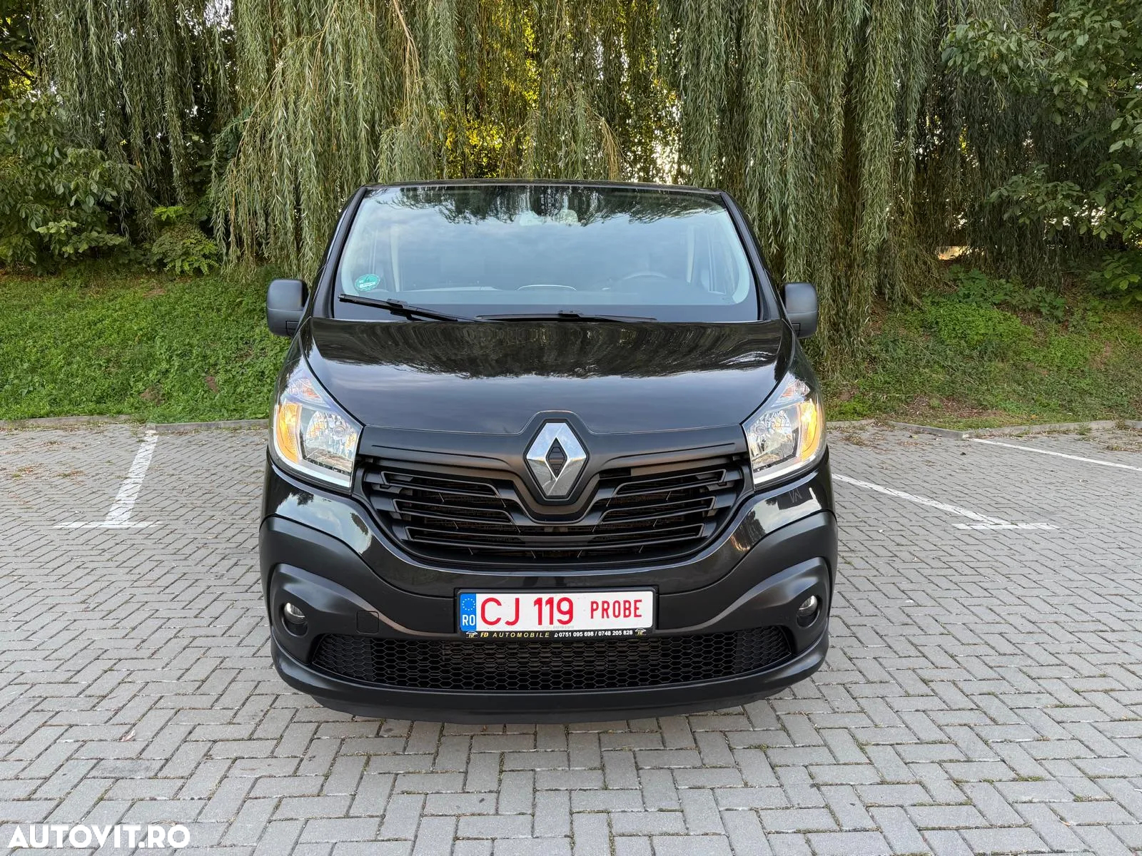 Renault Trafic Combi L2H1 1.6 dCi TT 145 7+1 Expression Plus - 9