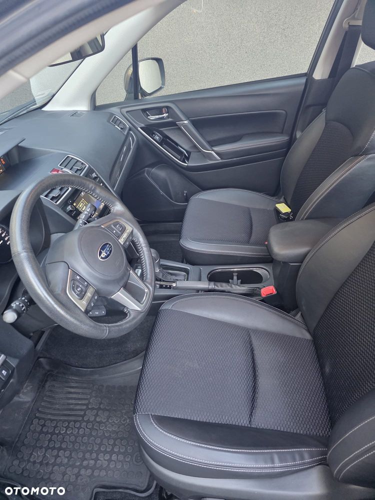 Subaru Forester 2.0 i Active Lineartronic - 5