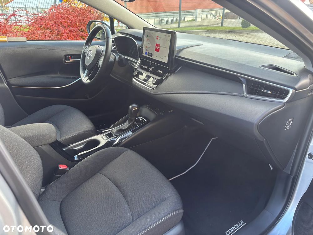 Toyota Corolla - 23