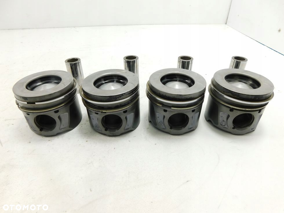 4x Tłok tłoki 2.0 HDI TDCI EURO5 Ford Peugeot Citroen C5 III C4 II 508 5008 - 7