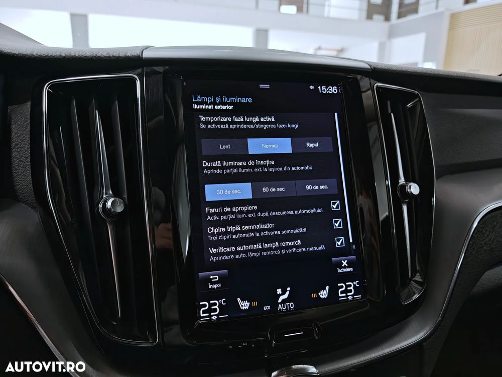 Volvo XC 60 D4 AWD Momentum - 15