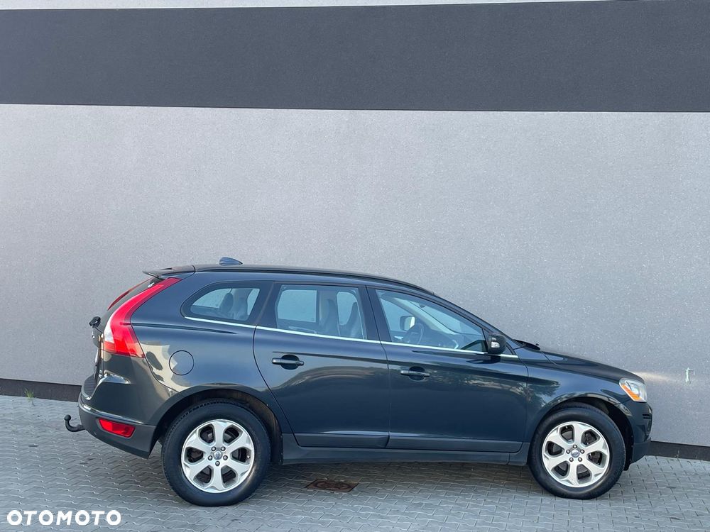 Volvo XC 60 D5 AWD Summum - 9