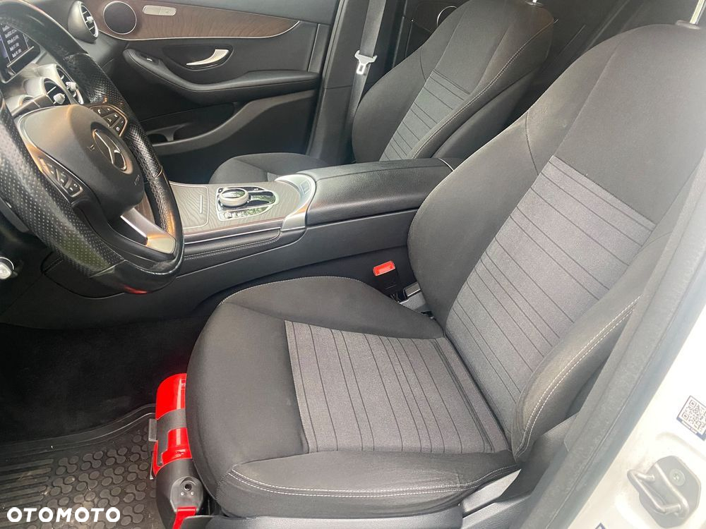 Mercedes-Benz GLC 220 d 4-Matic - 13