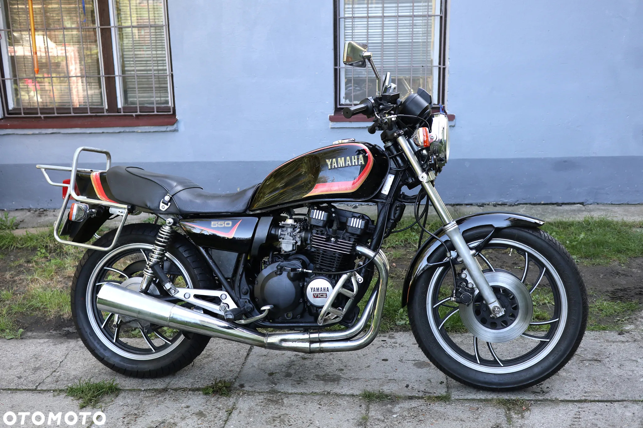 Yamaha XJ - 9