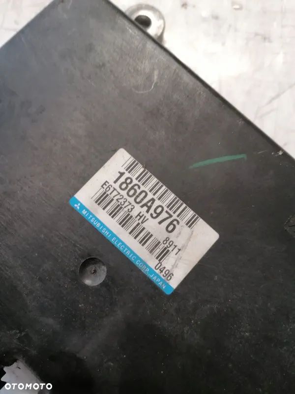 MITSUBISHI LANCER VIII 09r 1.8 - STEROWNIK SILNIKA 1860A976 - 2