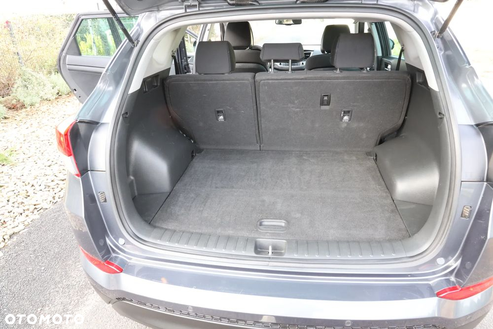 Hyundai Tucson 1.7 CRDI BlueDrive Style 2WD DCT - 18