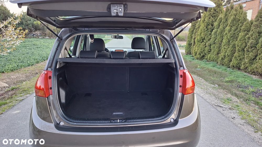 Kia Venga 1.6 CVVT ISG Edition 7 - 11