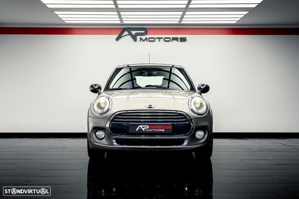 MINI 5 Portas Cooper D Auto - 3