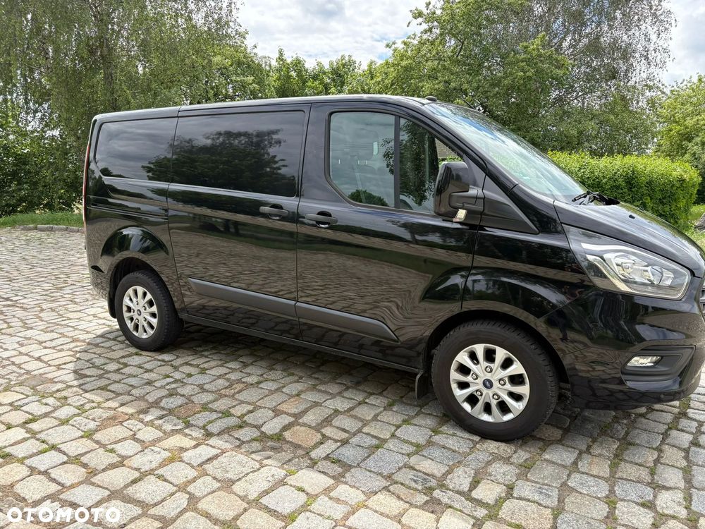 Ford TRANSIT CUSTOM - 3