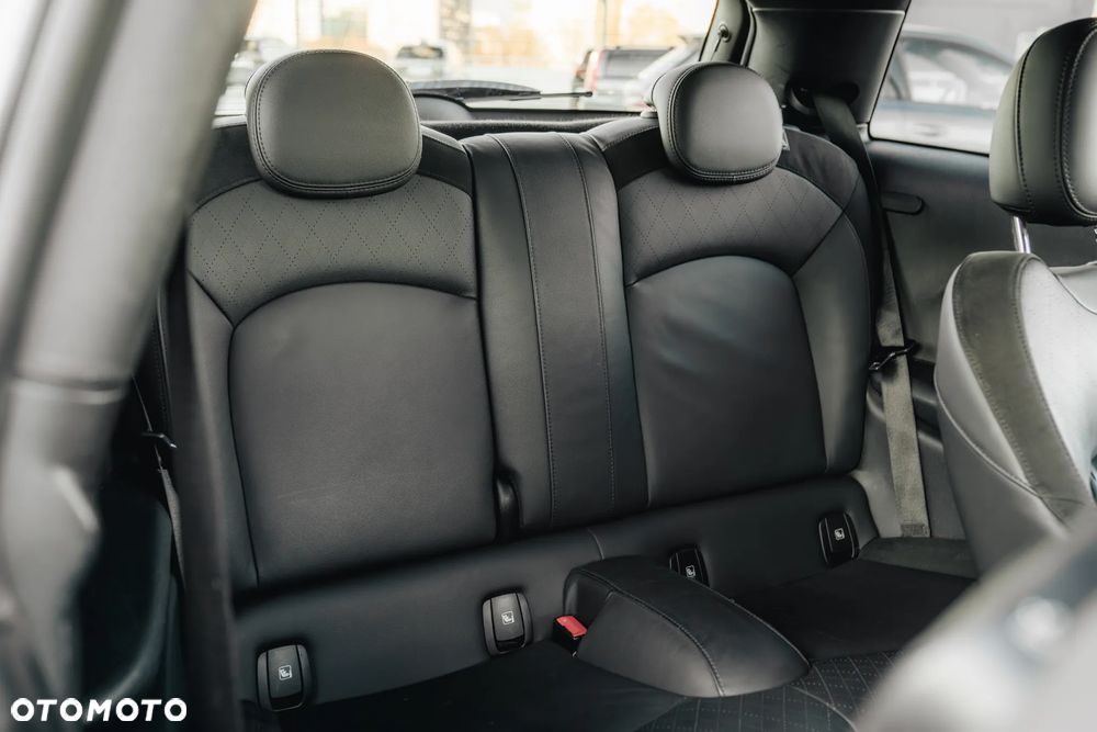 MINI ONE Standard - 19