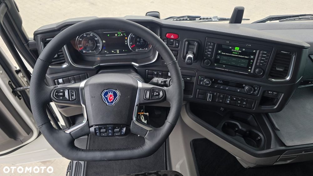 Scania Scania R500 bez EGR 6x2 pusher retarder full air 2 zbiorniki super stan świeży import! - 16