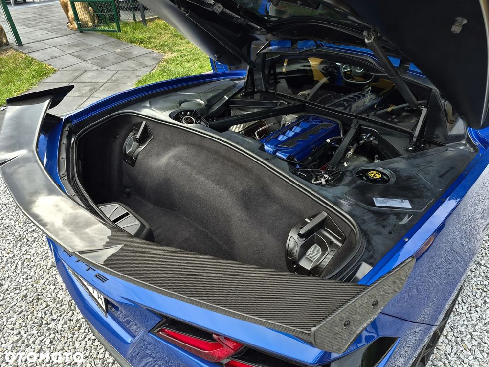 Chevrolet Corvette Stingray 3LT 6.2 V8 Automatik - 32