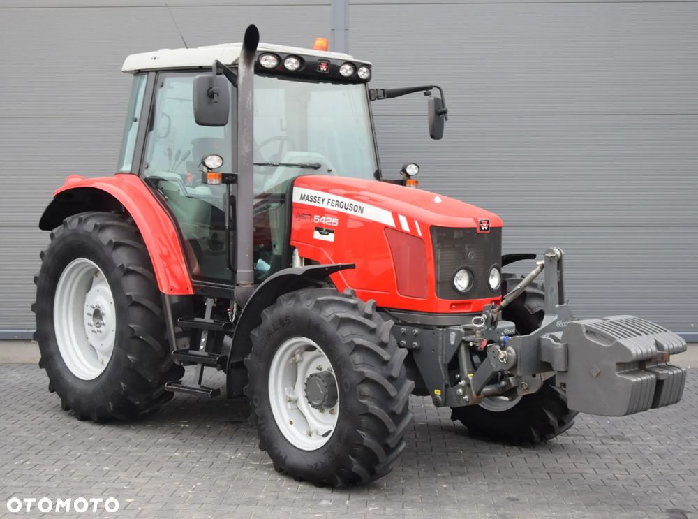 Massey Ferguson 5425 Dyna-4 - 12