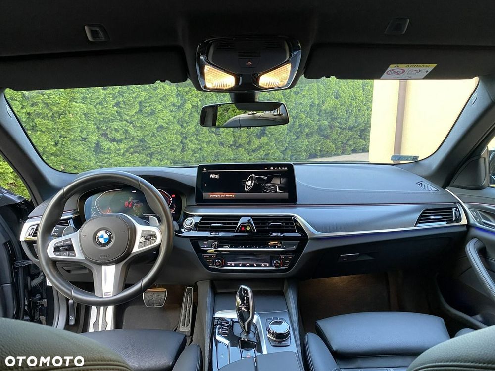 BMW Seria 5 530i GPF xDrive Sport - 18